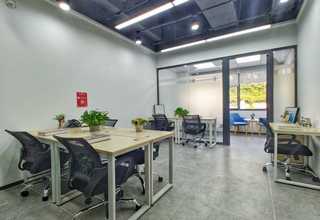 上海封闭式皮带输送机批发商